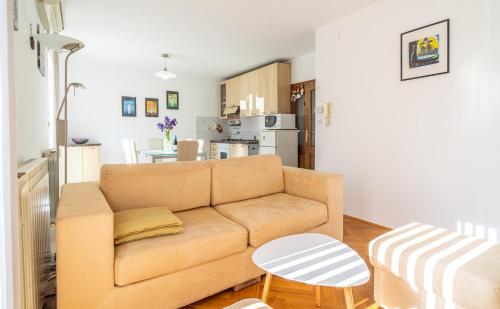 Fotografie z fotogalerie ubytování Lovely Dunia Apartment v destinaci Pula