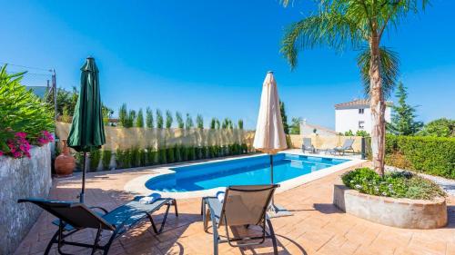 Casa Los Naranjos Canillas de Aceituno by Ruralidays ...