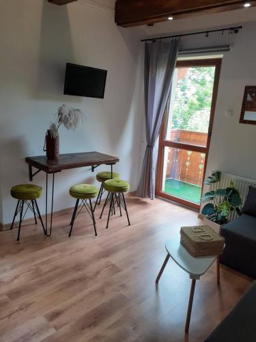 Et tv og/eller underholdning på Beskidzka 25a