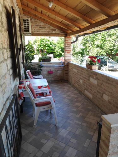 Balkoni atau teres di Apartmani Memić 100 m do plaže, APARTMENTS MEMIĆ ONLY 100M FROM BEACH