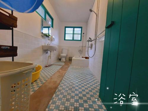 A bathroom at 馬村隱園-北部桃園包棟民宿