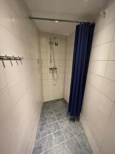 Bilik mandi di Lofoten Å HI hostel