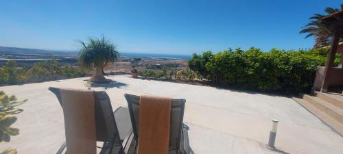 The Black Horse Canarias - Adults Only