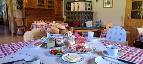 Mad på feriegården eller i nærheden