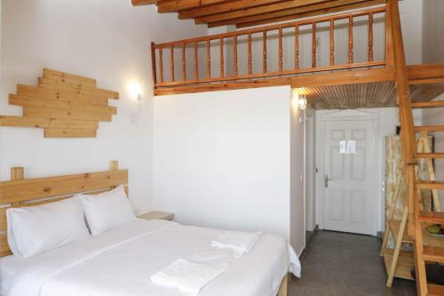 Postel nebo postele na pokoji v ubytování Teos Ormanci Tatil Koyu