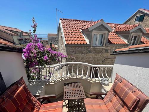 Foto dalla galleria di CENTER (THE HEART) OF MAKARSKA a Makarska