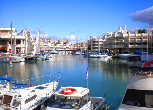 Sun Coast Benalmádena -- Superb studio near the beach with breakfast photo 39