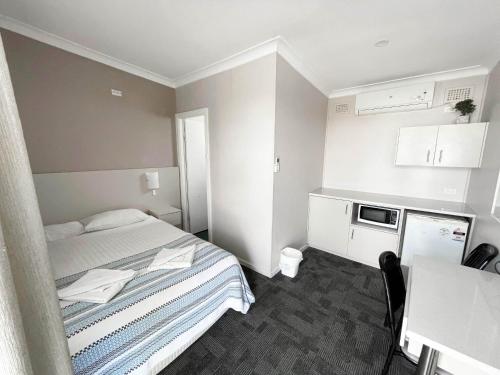 Katil atau katil-katil dalam bilik di Hillview Motel