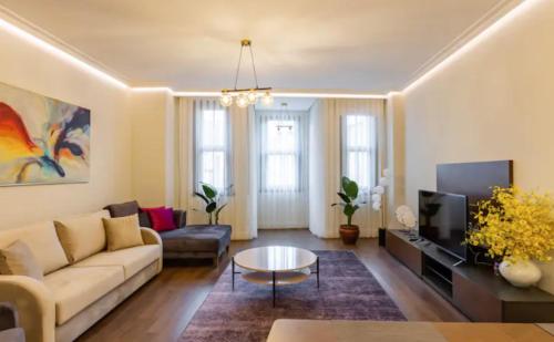 Taksim 360 Luxe Apartment Prime Istanbul Location