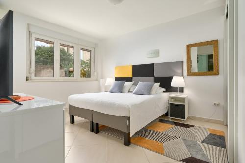 Studio Seven minute walk to Old town