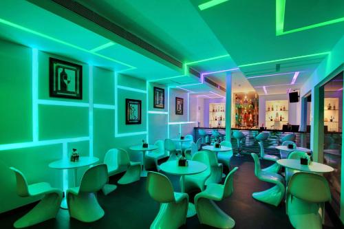 Zona de estar de Comfort Inn Insys