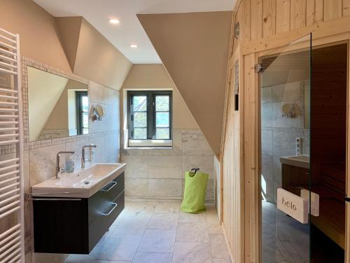 Bilik mandi di Ferienhaus DHH "Meer und Flair"