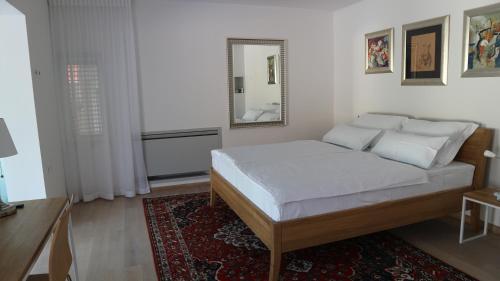 Afbeelding uit fotogalerij van Haus Helga in Rab