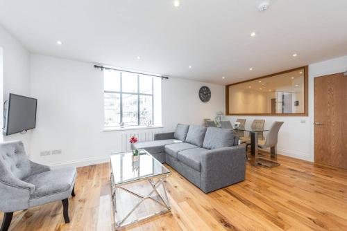 Gorgeous Modern Apartment BR2 – Photos 2