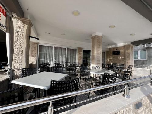 Restoran atau tempat lain untuk makan di Villa Petra