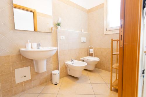 Ένα μπάνιο στο Borgo Levante Camere