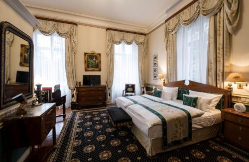 Katil atau katil-katil dalam bilik di Hotel Belle Epoque