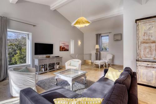 Μια τηλεόραση ή/και κέντρο ψυχαγωγίας στο Villa Vermentine