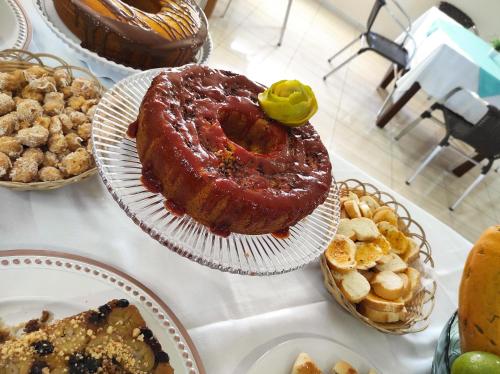 Makanan di atau berdekatan hotel