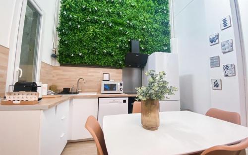 Kuchyňa alebo kuchynka v ubytovaní "Le Cocon" Joli duplex à 5mn du Vieux Port