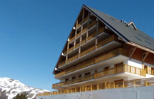 Appartement confortable à Besse - 40 m² avec balcon vue montagne