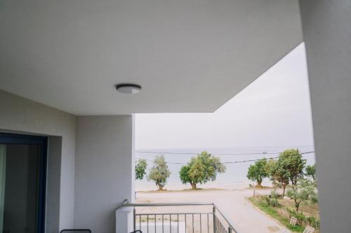 Gallery image of BLUE STONE Luxury Suites in Limenaria