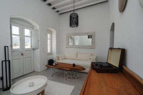 Gallery image of Aillia house in Sifnos
