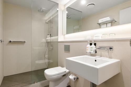 Un baño de Holiday Inn West Perth by IHG