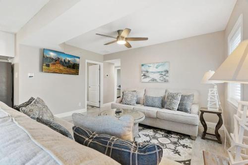 Afbeelding uit fotogalerij van Spectacular 3 BR Condo One Block to the Beach in Brigantine