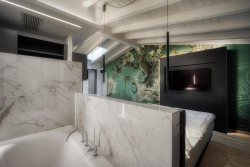 Bilik mandi di M Loft - adults only