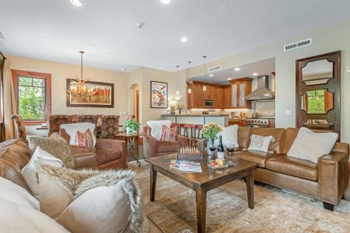 A102 Hummingbird Lodge – Photos 5