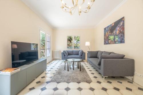 Superb villa with swimming pool & sauna