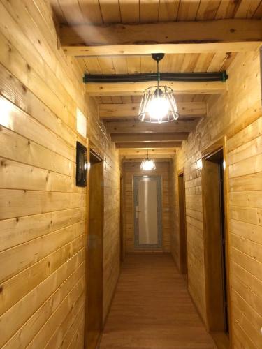 Imagen de la galería de Adenisi guesthouse, en Tropojë