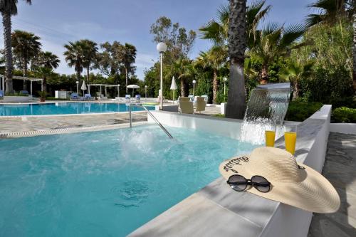 Bazén v ubytování Sidari Beach Hotel nebo v jeho okolí
