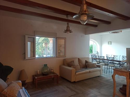 BOIRA - Vivienda en urbanización a primera línea de playa