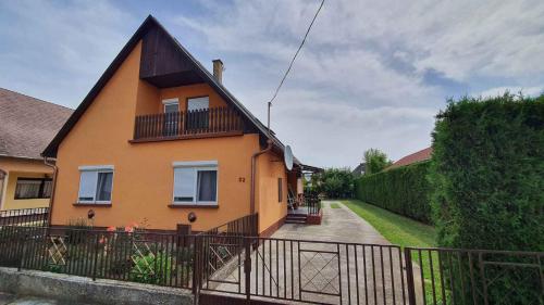 Apartment in Balatonboglar 42285