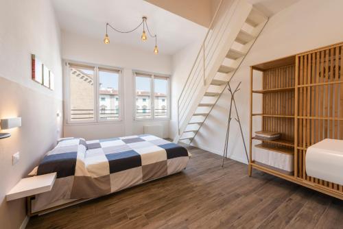 Ruote Stylish Loft by Mmega