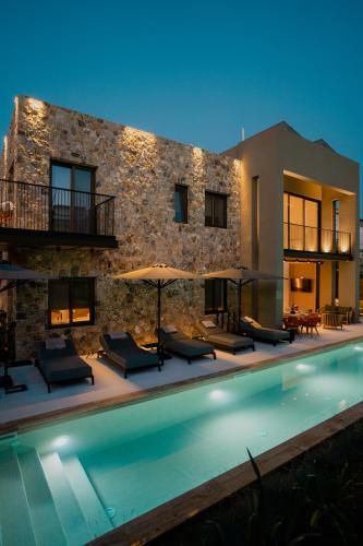 Capital Luxury Suites