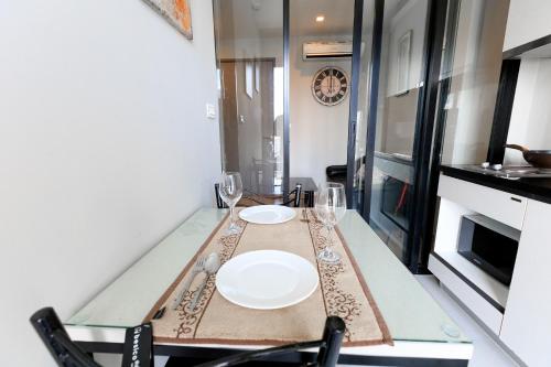 Gallery image of THE BASE apartments at central pattaya in Pattaya Central