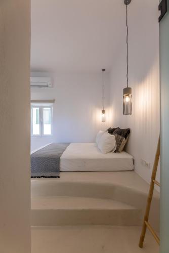 Olia island studio in Naxos town