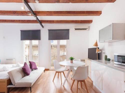 Spacious doubleroom apartment at Sants