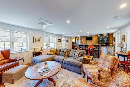 Apple Chateau – Photos 3
