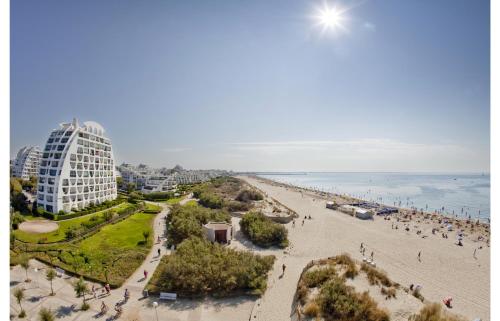 LE ESTELLA APPART - PARKING WIFI au CALME 2 Min PLAGES - Résid LE RAYOL - TOP PROS SERVICESConciergerie La Grande Motte