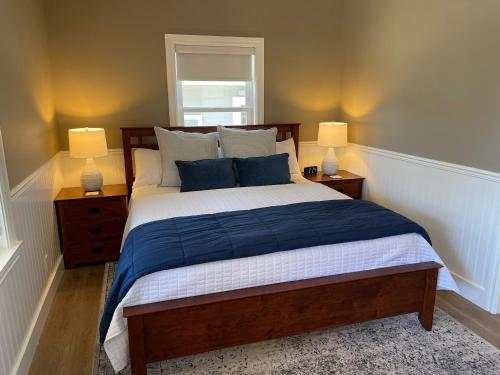 Katil atau katil-katil dalam bilik di ForFriends Inn Wine Country Bed and Breakfast