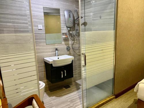 Ένα μπάνιο στο Fan Holiday Hotel