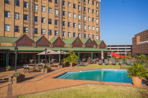 Piscina en o cerca de The Centurion Hotel