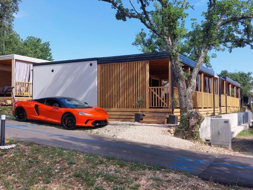 Φωτογραφία από το άλμπουμ του MOBIL HOME SELCE σε Selce