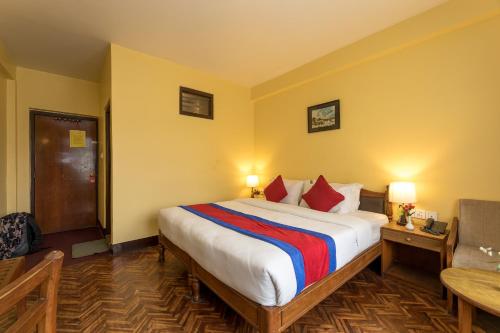 Ein Bett oder Betten in einem Zimmer der Unterkunft Hotel Thamel