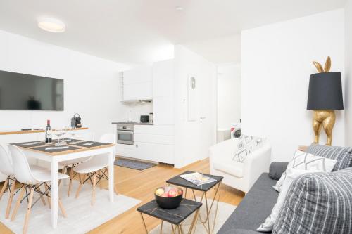 Ottakring Balcony Suite