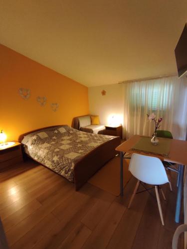 Imagen de la galería de Apartments Marija, en Makarska